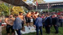 TARİHİ ÇARDAK GÜREŞLERİ’NDE BAŞPEHLİVANLIĞI FEYZULLAH AKTÜRK KAZANDI